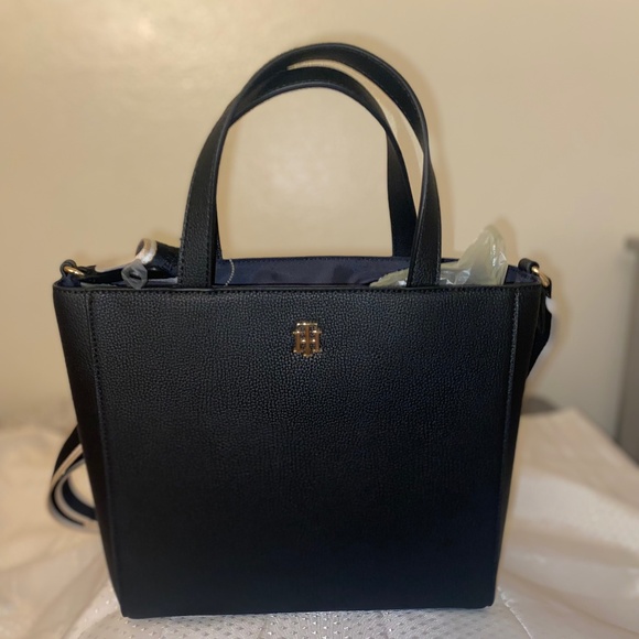 Tommy Hilfiger Handbags - Women purse